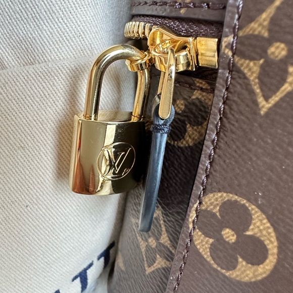 Louis Vuitton Vanity PM bag - Picture 9 of 14